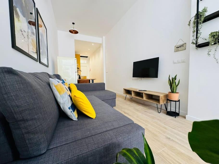 New Industrial Design Flat In Russafa Soho Apartment Valencia Bagian luar foto