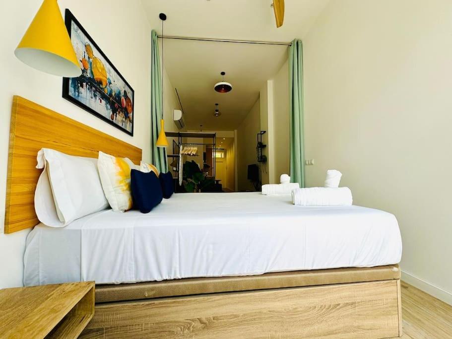 New Industrial Design Flat In Russafa Soho Apartment Valencia Bagian luar foto