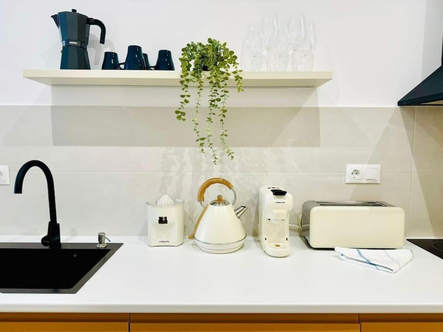 New Industrial Design Flat In Russafa Soho Apartment Valencia Bagian luar foto