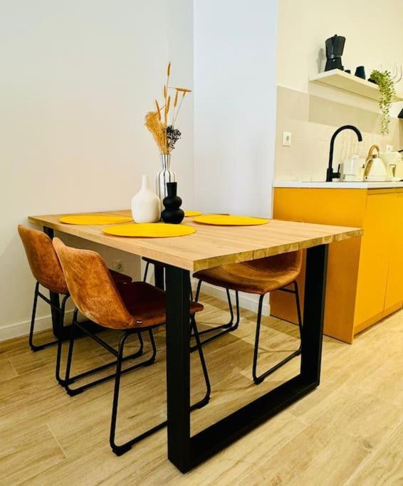 New Industrial Design Flat In Russafa Soho Apartment Valencia Bagian luar foto
