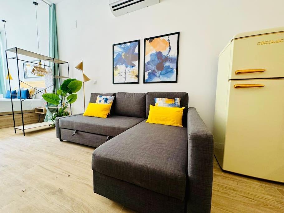 New Industrial Design Flat In Russafa Soho Apartment Valencia Bagian luar foto